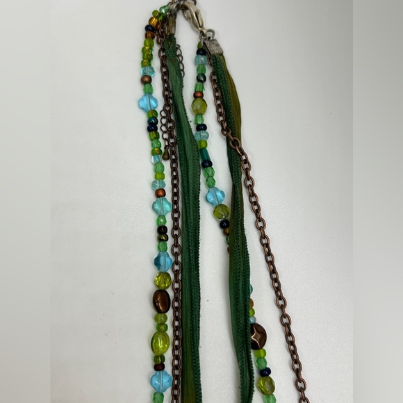 Bohemian Silk, Brass and Beaded Green toned necklace with lobster claw closure - Picture 5 of 8